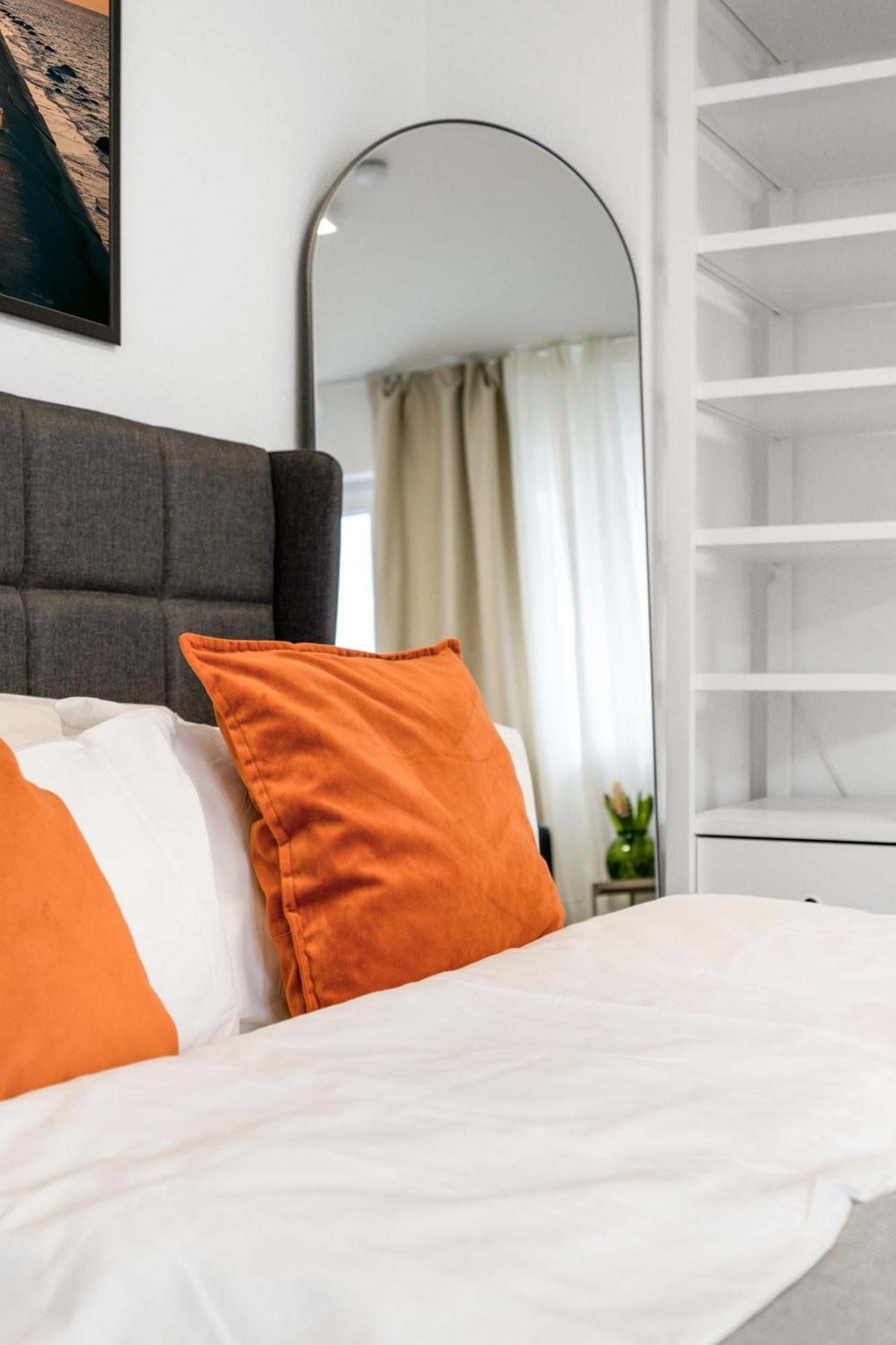 Business Apartments Talheim מראה חיצוני תמונה